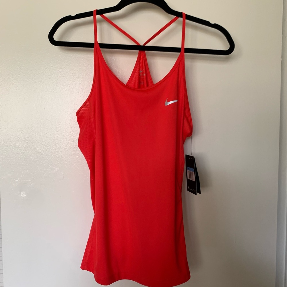 Nike NWT medium Dri-fit red workout top